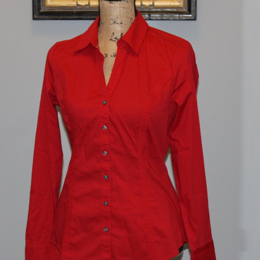 Express The Essential Shirt